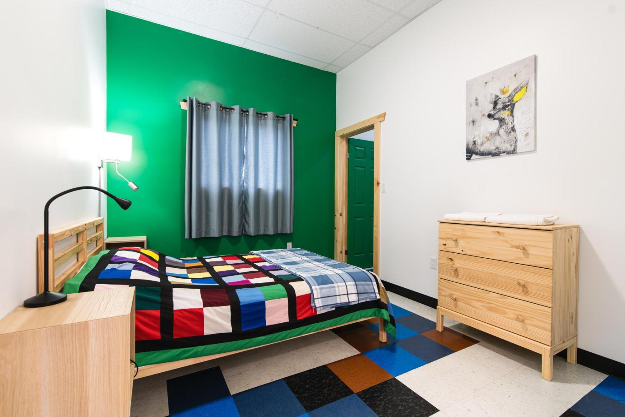 Hostel Out East -